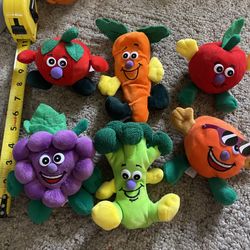Vintage Seedies Friends Beanies 