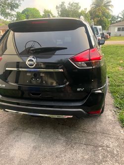Nissan Rogue SV Black SUV