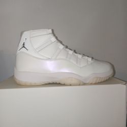 Air Jordan 11 Retro Men Size 10/WMNS 11.5 New