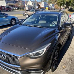 2018 Infiniti Qx30