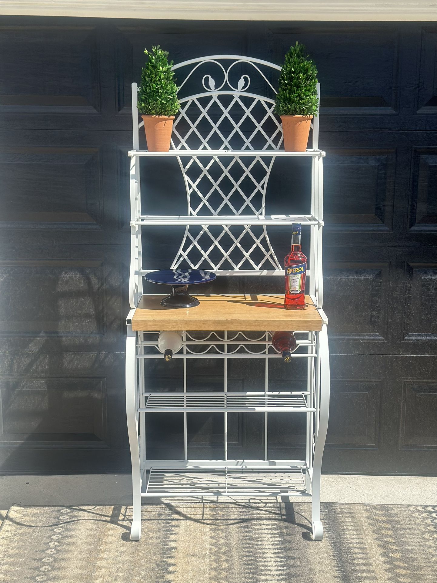 Shelving Unit