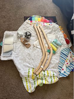 Baby gym