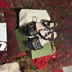 Gucci Sándals Size 8