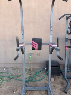 Dip and pull up station work out