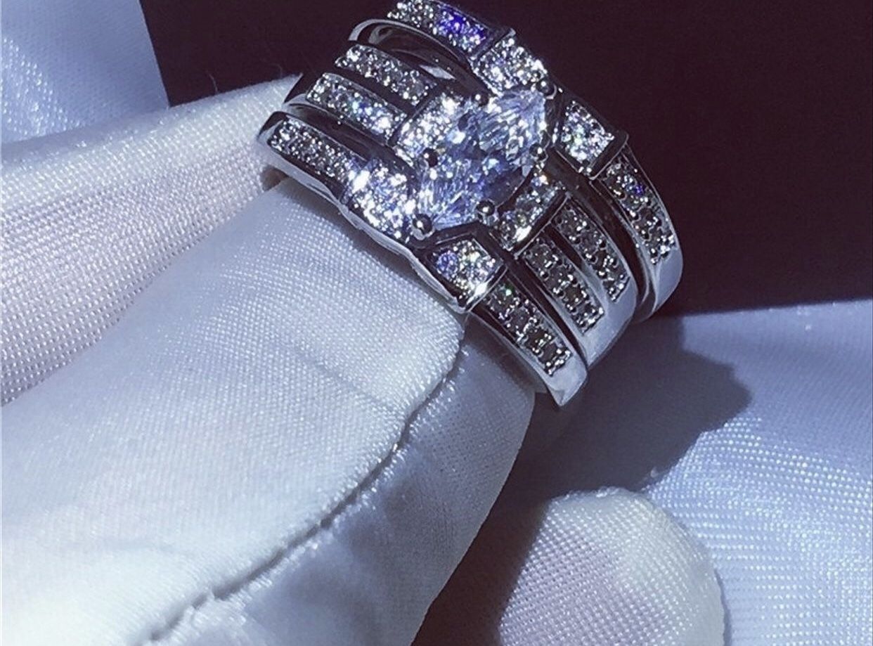 Shiny woman 925 Sterling silver Marquise Cut 3.45CT Diamond jewelry Bridal wedding ring set size 7&8