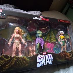 Marvel Legends Lot Also Loodecollect .CT Toys And Freztte Girls.