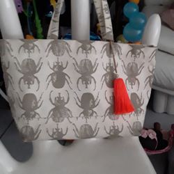 Designer India Hicks Large Eleuthera Beetle Tote Bag with Orange Tassel  