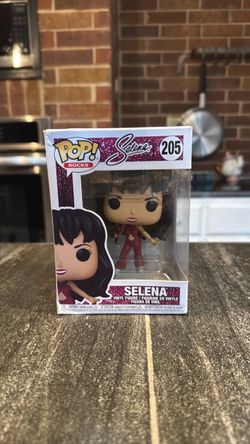 Selena Pop!