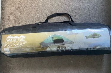 Summit Ridge Family Dome Tent Size 9’ x 7’ x 55” inches