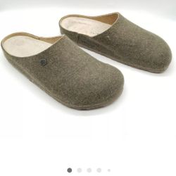 Birkenstock slippers size 13