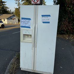 Free Refrigerator- Works Great 