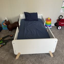 Toddler Bed With Mattress 