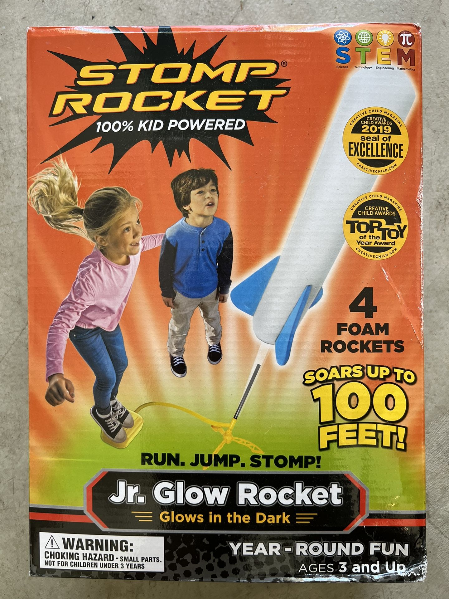 Stomp Rocket Jr Glow Rocket Launcher for Kids - 4 Glow-in-The-Dark Rockets - Outdoor Fun Toy Gift for Boys & Girls - STEM Soft Foam Blaster Set