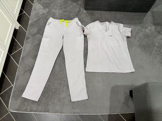Small FIGS Slate Scrub Set