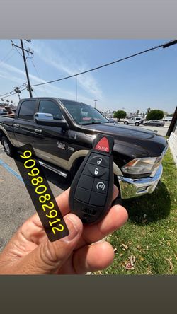 Llaves de autos / car keys and remotes