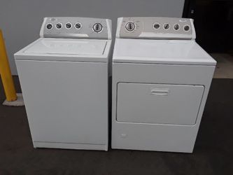 Newer whirlpool top load washer and gas dryer combo