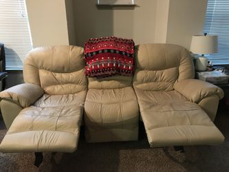 Comfy double recliner couch