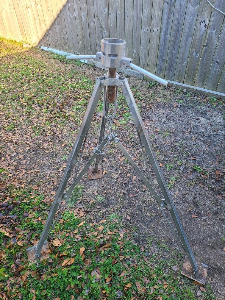 5th Wheel Tripod Stabalizer