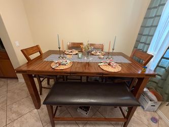 Bar height Table