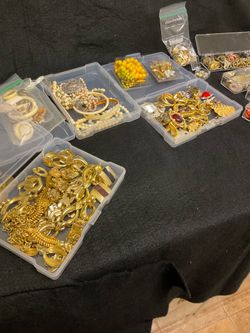 Jewelry Lot