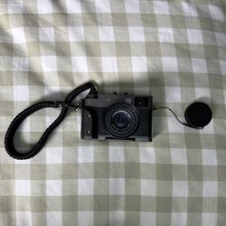Fujifilm X Half Camera Bundle (Like New) – Complete Street Kit with Original Box & SmallRig Gear