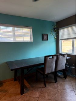 Large table with sleeve (not pictured)