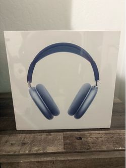 AirPod Maxes (BRAND NEW)