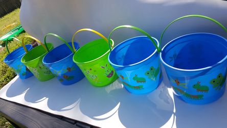 EASTER buckets Brand new