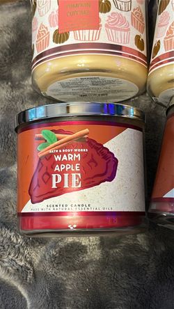 Warm Apple Pie-3 wick Bath & Body Works Candle