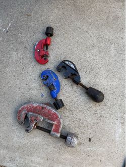 pipe cutters