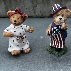 Fourth of July patriotic bear figurines