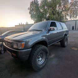 1995 Toyota 4Runner 2WD