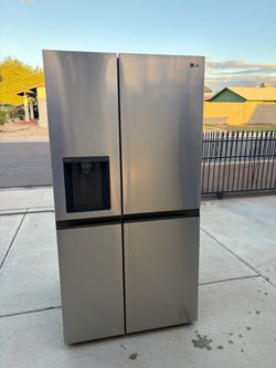 Refrigerator LG Stainless Steel 2022