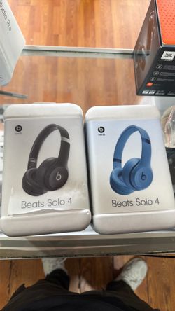 Beats Solo 4 wireless new