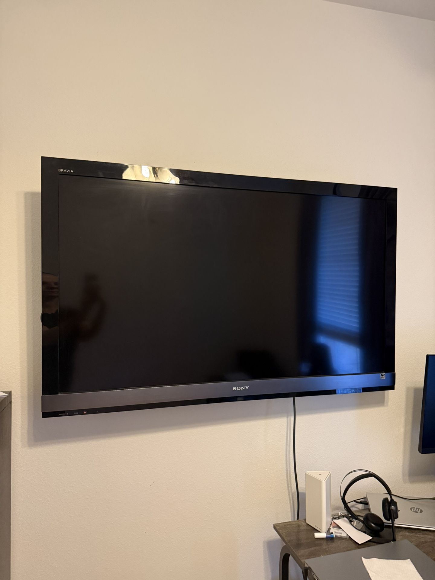 55” Sony Bravia TV With Wall Mount