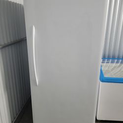 Frigidaire 20cu Ft Upright Freezer Garage Ready Frostless