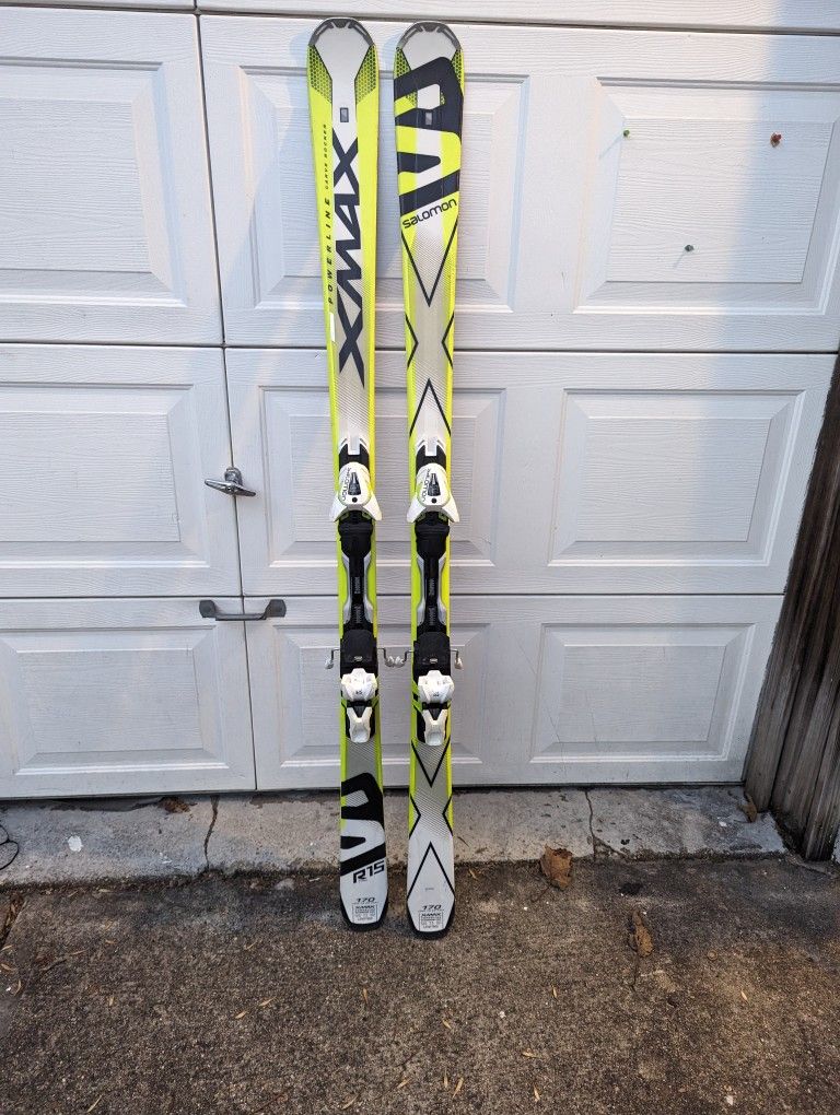 Salomon XMAX R15 Skiis