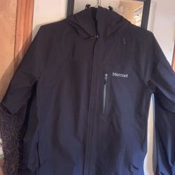 Marmot minimalist, packable, rain, jacket, size medium