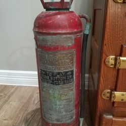Rare Farmhouse Vintage Late 20th Century Copper Antique Buffalo Fire Extinguisher 