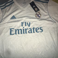 Real Madrid Size L