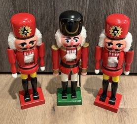 3-10” Nutcrackers Holiday Decor