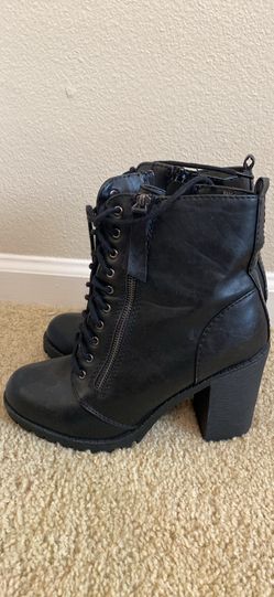 Black Boots Size 8.5