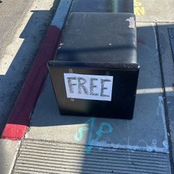 Free Black Bench