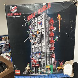 LEGO  Marvel daily bugle