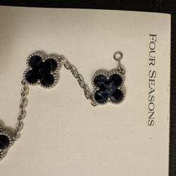 Van Cleef & Arpels pietersite Vintage Alhambra 5 Motif