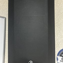Powered Speaker Mackie Thump 15A