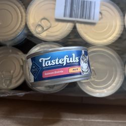 5.5oz  BLUE BUFFALO CAT FOOD pate’ salmon Tastefuls Canned New 