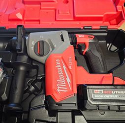 Milwaukee M18 FUEL 18V Lithium-Ion Brushless 1 in. Cordless SDS-Plus Rotary Hammer Kit with Two 6.0 Ah Batteries, Hard Case