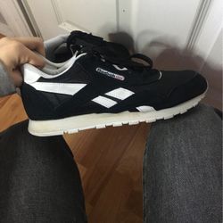 black CL nylon reebok