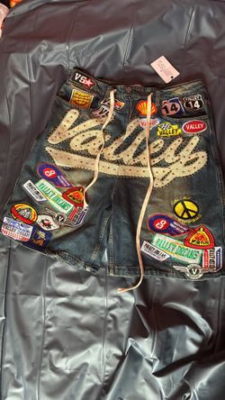 Valley Shorts